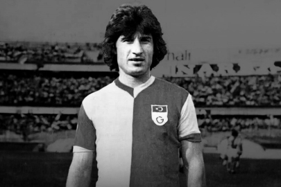 Eski milli futbolcu Gökmen Özdenak hayatını kaybetti