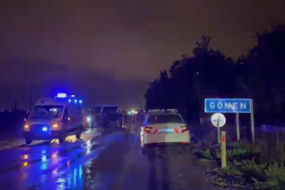 Gönen'de işçi servis midibüsü ile otomobil çarpıştı: 1 ölü, 13 yaralı (2)