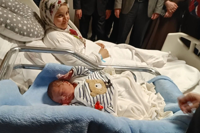 Bursa’da  yılın ilk ve son bebeği dünyaya geldi