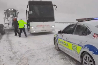 Erciyes'te can pazarı: Tipide mahsur kalan 44 kişi kurtarıldı