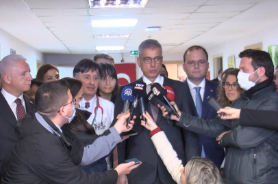 Sağlık Bakanı Memişoğlu, yeni yılın ilk bebeklerini ziyaret etti