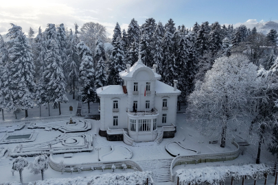 Havadan görüntülendi: Tarihi Atatürk Köşkü'nde beyaz şölen