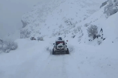 Beytüşşebap’ta Kar 3 Metreyi Buldu, Hayat Durma Noktasında