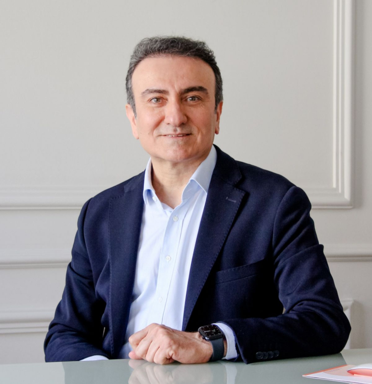 Dr. Mehmet Portakal Ezber Bozdu: 