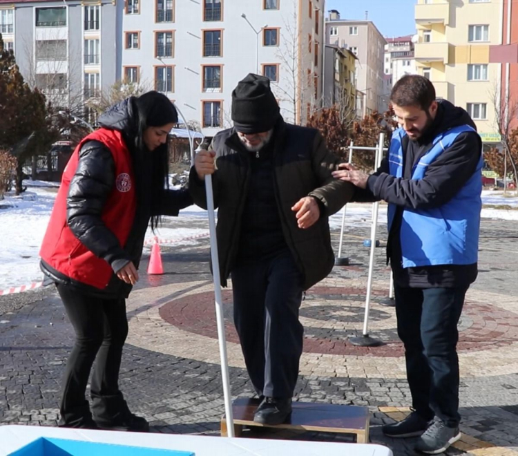 GÖZLERİNİ KAPATTILAR, ONLARI ANLADILAR