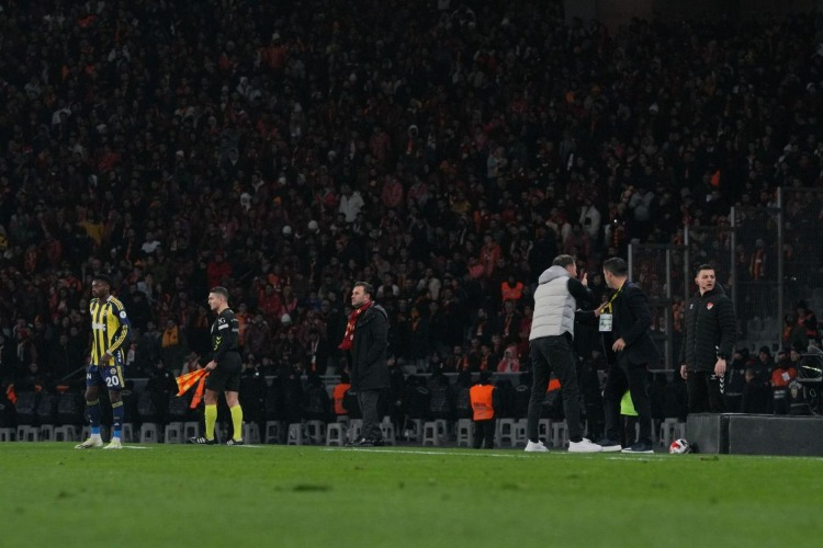 Galatasaray - Fenerbahçe Süper kupa finalinin kazananı Fenerbahçe oldu- 0-2