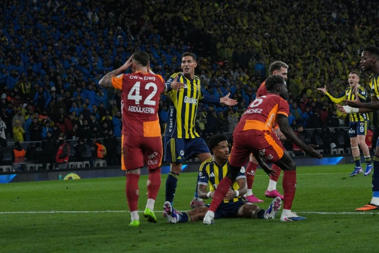 Galatasaray - Fenerbahçe Süper kupa finalinin kazananı Fenerbahçe oldu- 0-2