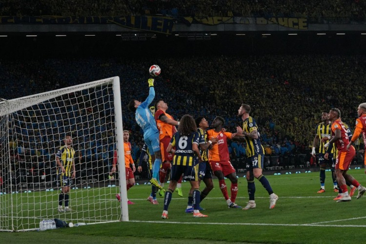 Galatasaray - Fenerbahçe Süper kupa finalinin kazananı Fenerbahçe oldu- 0-2