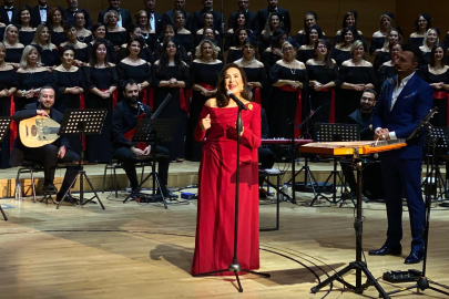 İyiliğin Sultanı Turnesi Ankara’da: Türkan Şoray ve İyilik Korosu’ndan Dev Konser