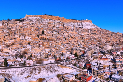 "Uzak Şehir" Etkisi ve Huzur İklimi: Mardin 2026'da 1,5 Milyon Konaklama Hedefliyor