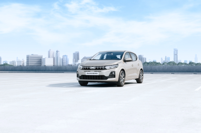 Avrupa’nın en çok satan modeli Yeni Sandero Türkiye yollarında