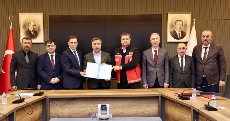 Erzincan'da İmzalar Atıldı: Engellilere 'Umut', Ailelere 'Nefes' Ev