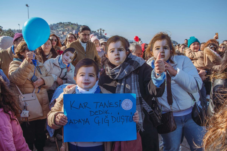 Aydın’ın Kuşadası ilçesinden tüm Türkiye’ye yayılan bir dayanışma destanı yazıldı.