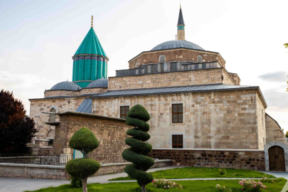 Mevlâna Müzesi Konya’nın Manevi Hafızası Olmayı Sürdürüyor