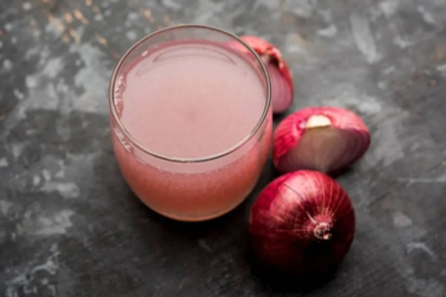 Soğan Suyu Neden Bu Kadar Konuşuluyor? Uzmanlar Uyarıyor