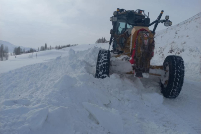 Doğu Anadolu’da Kar Alarmı: Erzincan’da 503 Yerleşim Yolu Kapandı