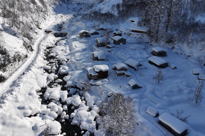 Kaçkarlar'da Beyaz Rüya: Tunca Vadisi'nde Kar 50 Santimi Aştı!