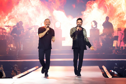 Megastar’dan olay gece: Cem Yılmaz’lı “Kuzu Kuzu” düeti gündem oldu