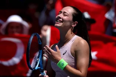 Avustralya Açık’ta 'Zeynep' Rüzgarı Dindi: Tarihi Yürüyüş 3. Turda Bitti!