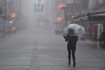 Çatılar Uçabilir, Ağaçlar Devrilebilir: Rüzgar Hızı 90 Kilometreye Çıkacak