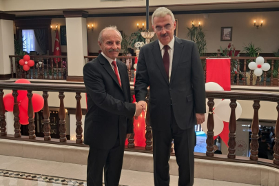 Kravatlı Simitçi Bursa’nın Simgesi Haline Geldi