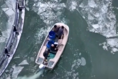 Tercan Baraj Gölü Buz Tuttu, Ama Üretim Durmadı