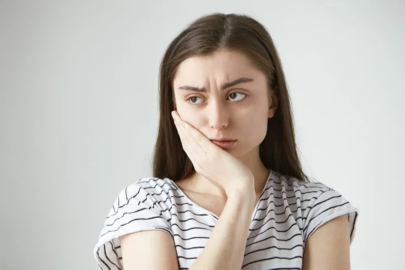 Diş Ağrısı Neden Olur, Nasıl Geçer?