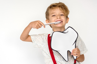 Çocuklarda Elektrikli Diş Fırçası Her Zaman Doğru Seçim mi?