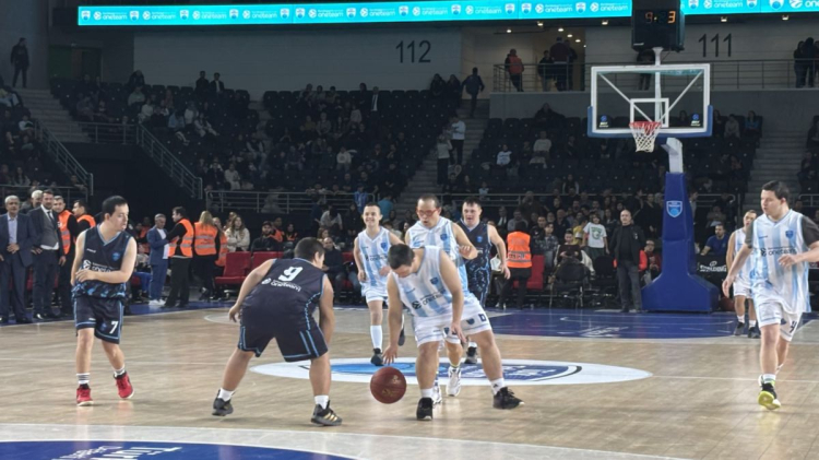 4 Kişiyle Başladılar Tarih Yazdılar: İşte Hayatın +1'i Olan O Takım!