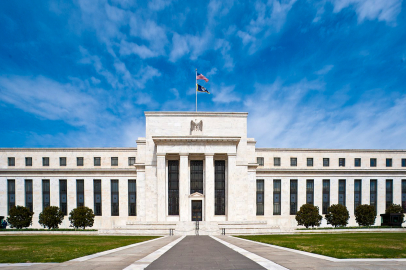 Fed Kararı Açıkladı: Faiz Sabit Ama Masada Büyük Anlaşmazlık Var!