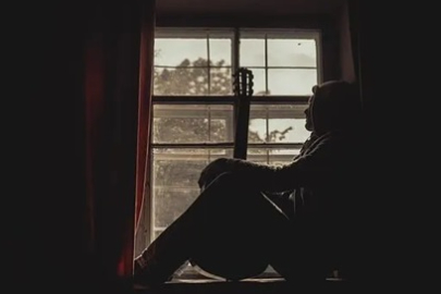 Sosyal Fobi Görünmez Engeller mi Kuruyor?