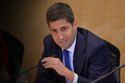 Fed Tarihinin En Genç Yöneticisiydi, Şimdi Zirveye Çıkıyor: Kevin Warsh Kimdir?