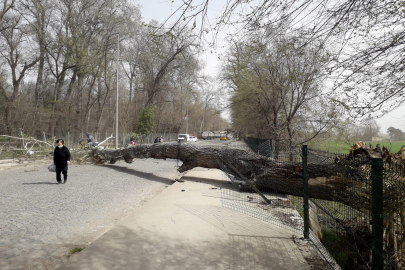 TRAKYA İÇİN KRİTİK SAATLER! Hızı 70 KM'yi Bulacak: O İlçeler Dikkat!