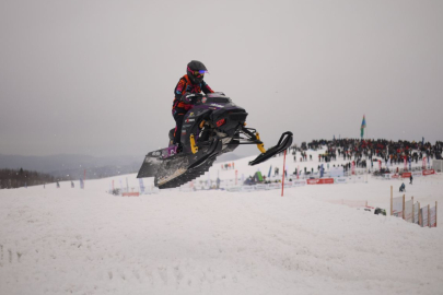 TÜRKİYE'DE İLK! 2 Metre Karda Nefes Kesen Dünya Şampiyonası