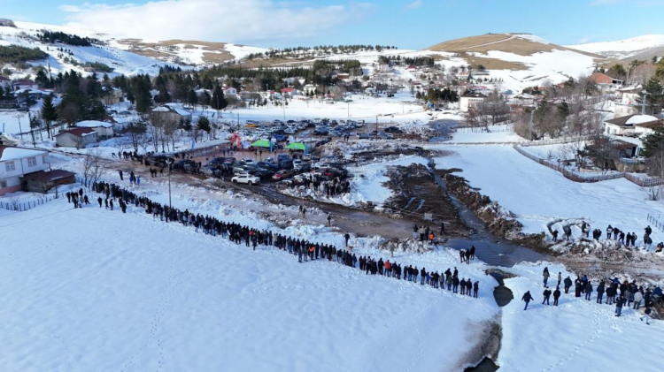 Ordu’nun menderesleriyle ünlü 1500 rakımlı Aybastı Perşembe Yaylası’nda off-road heyecanı yaşandı. 