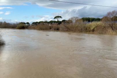 Büyük Menderes’te Seviyeler Yükseldi: Bereket mi, Risk mi?
