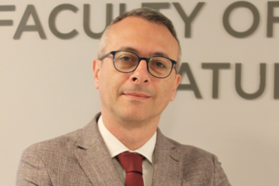 Yapay Zekânın Sessiz Mimarı: Geleceğin En Kazançlı Mesleği Hangisi?