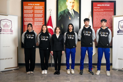 Hem okulda hem sporda şampiyonlar: Adanalı 'Milli Gururlar' ödüllendirildi