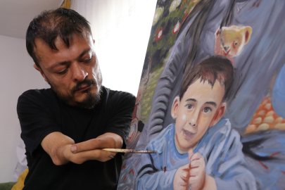 Elleri Yok, Sanatı Var: Vedat’ın Resimleri Sevgililer Günü’ne Yetişmiyor