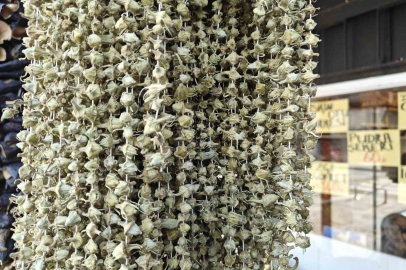 Ramazan Sofralarının Vazgeçilmezi: Kurutulmuş Bamya Tezgahlarda Yerini Aldı