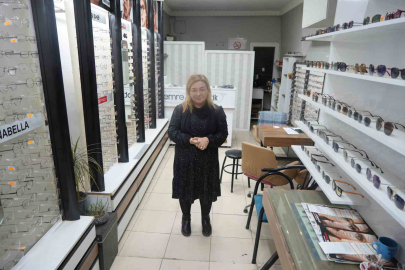 Enkazdan Çıktı, Hayata Tutundu: Eşinin Mesleğini Yaşatıyor