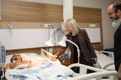 Antalya'da Tıbbi Mucize: "Dikilemez" Denilen Uzuvlar Kurtarıldı