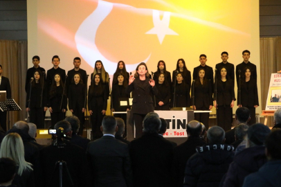 Erzincan’da "Kim Var?" Dediler, Sanatla Cevap Verdiler