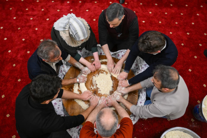Erzurum’da Kış Geceleri Canlandı: Vali Çiftçi Tel Helva Yaptı