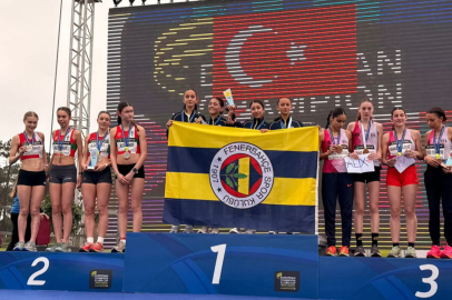 Fenerbahçe'nin "Altın Kızları" Avrupa'yı Fethetti: Şampiyonluk Geldi