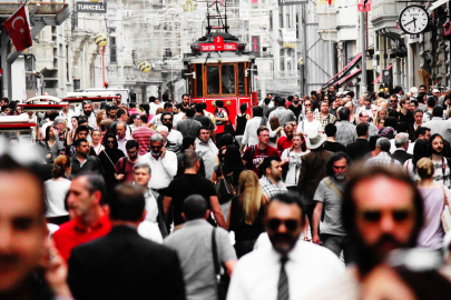 Türkiye'nin 2025 Nüfus Haritası: Köyler Boşaldı, Şehirler Yaşlandı