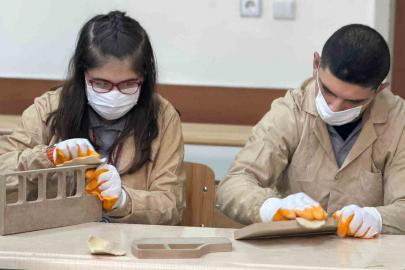 Siverek’te Sevgi "Ahşap"la Şekilleniyor