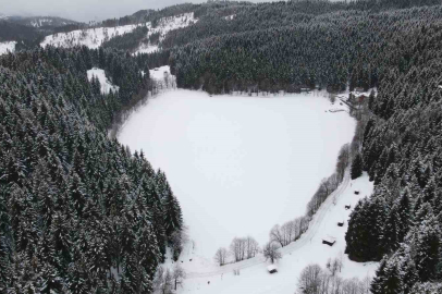 Artvin Şavşat’ta Karagöl Buz Tuttu