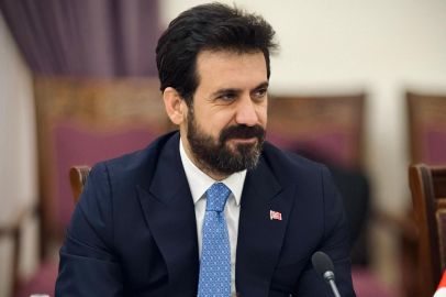 Dr. Batuhan Mumcu Memleketine Seslendi: "Bu Toprağın Mayasında Metanet Var"