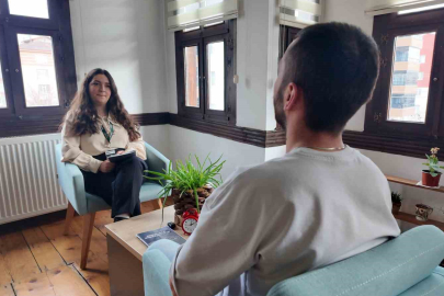 Bir Tuşla Hayatı Karardı: "Maaşımın 60 Katını İki Günde Kaybettim"